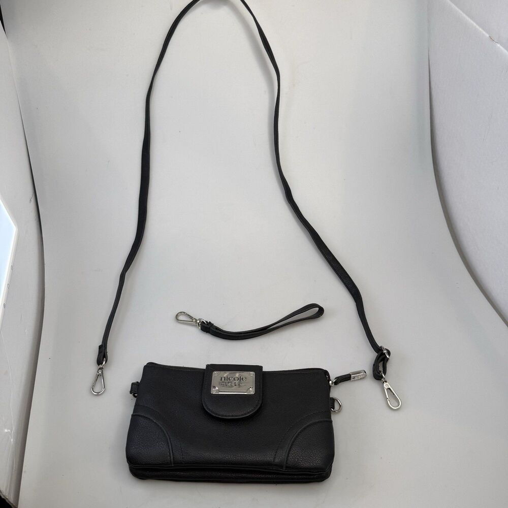 Nicole Miller Black Crossbody Wristlet Bag 3 Zip Sections Adjustable Strap EUC - Picture 8 of 15
